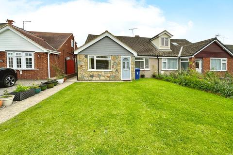 3 bedroom semi-detached bungalow for sale, Whitfields, Stanford-Le-Hope, SS17