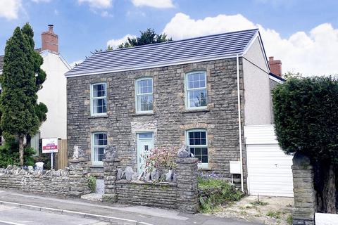4 bedroom detached house for sale, Walters Road, Llansamlet, Swansea, City And County of Swansea.