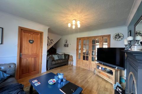 4 Harden Close, Penistone, Sheffield, S36 6HZ