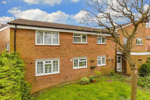 Flat 1, 24 Brambledown Road, Wallington, SM6 0TQ