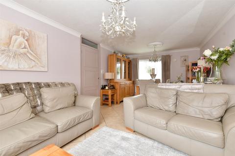 Flat 1, 24 Brambledown Road, Wallington, SM6 0TQ