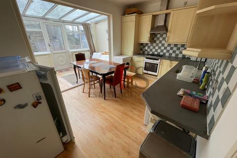 79 Drayton Avenue, London, W13 0LE