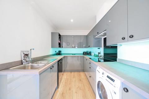 120 Glenmore Road, Welling, DA16 3BL