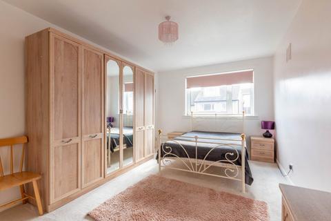 2 bedroom villa to rent, 3100L – Pirniefield Gardens, Edinburgh, EH6 7QD