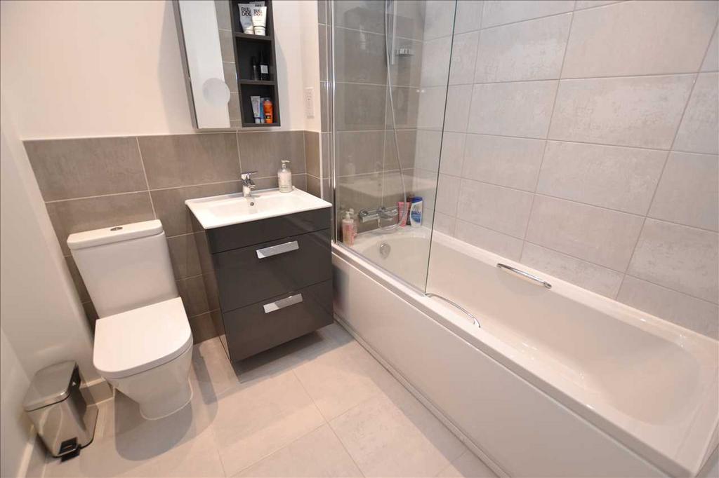 Family bathroom