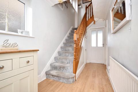 28 Brick Street, Wakefield, WF2 9LX