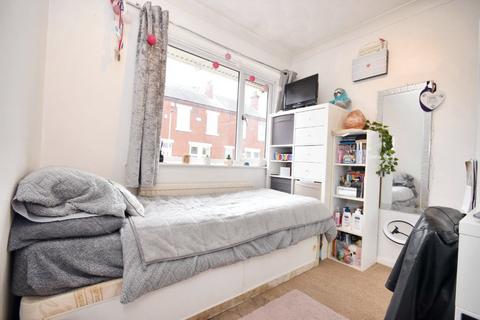 28 Brick Street, Wakefield, WF2 9LX