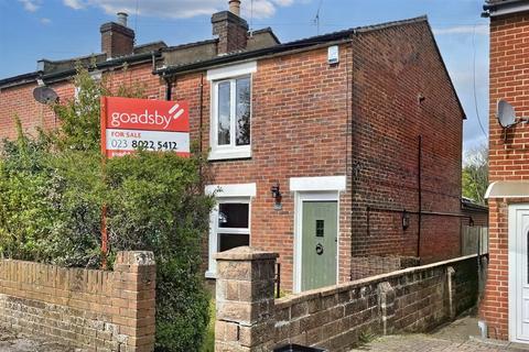 3 bedroom end of terrace house for sale - Highfield