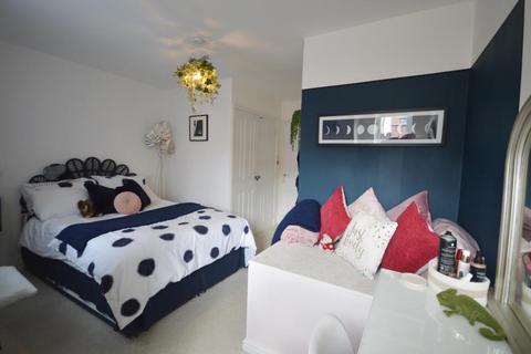 2 bedroom end of terrace house for sale, Light Lane, Lawley