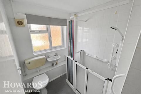 2 bedroom maisonette to rent, Spexhall Way, Lowestoft