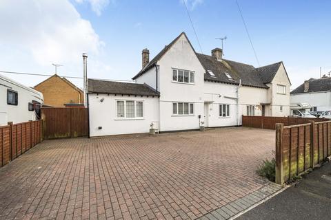 3 bedroom semi-detached house for sale, 5 The Leaze, South Cerney, Cirencester