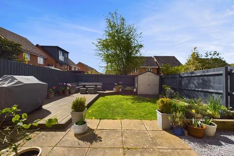 20 Campbell Close, Towcester, NN12 7AW