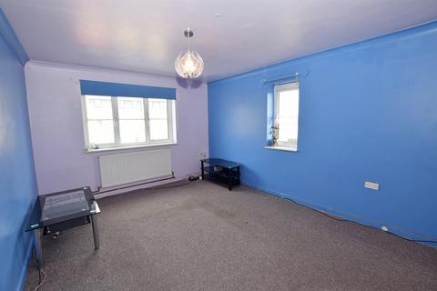 2 bedroom flat to rent, 11 Clarence Lodge, Clarence Road, Bognor Regis, PO21