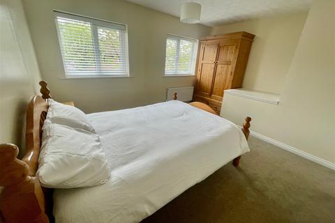 2 bedroom terraced house for sale, Briton Way, Wymondham