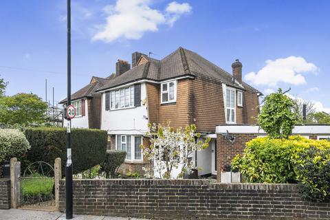 4 bedroom detached house for sale, Pytchley Crescent, Crystal Palace
