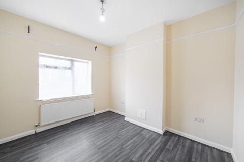 4 bedroom end of terrace house for sale, Gresham Road, London NW10