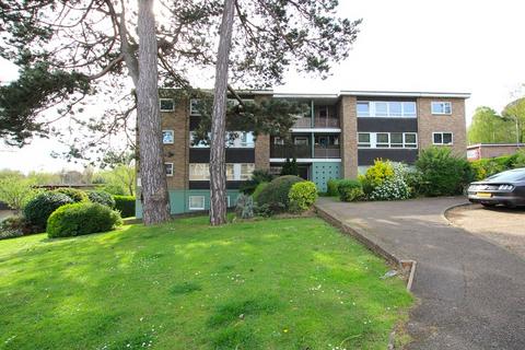 3 bedroom apartment for sale, The Hoe, Watford WD19