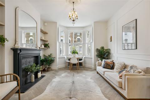 3 bedroom apartment for sale, Cologne Road, SW11