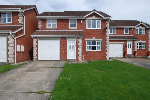 4 bedroom detached house to rent, Carron Drive, Mapplewell, Barnsley, South Yorkshire , S75 6GA