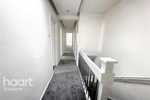 4 bedroom flat to rent, Rusholme Grove, Gipsy Hill