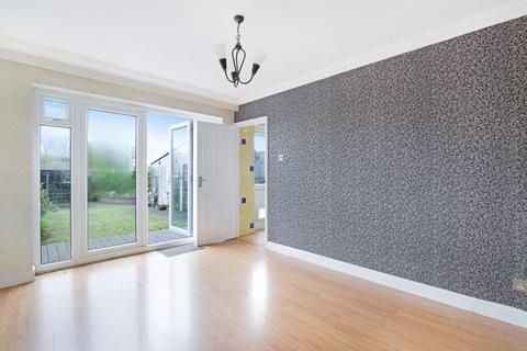 9 Churchill Close, Ongar, CM5 9BH