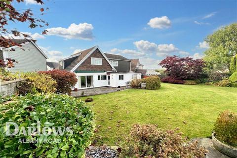 4 bedroom detached house to rent, Penywaun, Efail Isaf