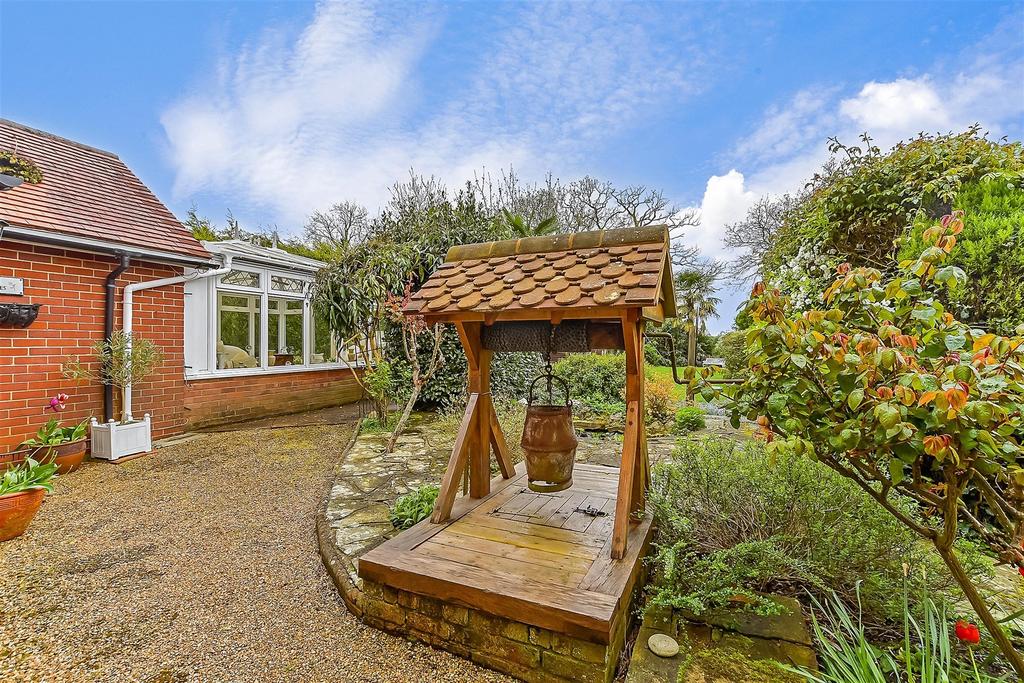 External Lifestyle Photograph