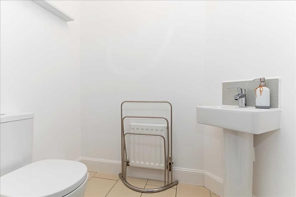 Lower Level WC