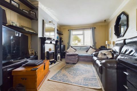 2 bedroom chalet for sale, Hillrise Avenue, North Sompting