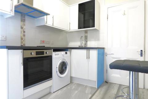 1 bedroom apartment to rent, Vicars Hill, London, SE13