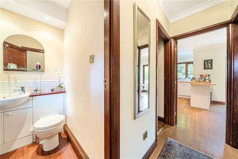 5 Heron Walk, Northwood, HA6 3EJ