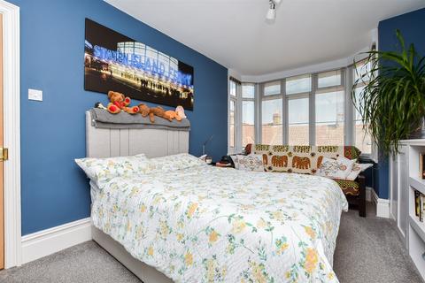 30 Albert Road, Ramsgate, CT11 8DW