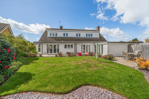 28 Apple Grove, Bognor Regis, PO21 4NB