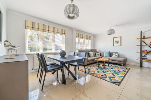 28 Apple Grove, Bognor Regis, PO21 4NB