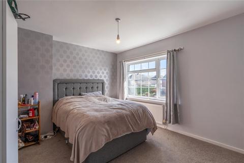 3 bedroom semi-detached house for sale, North Crescent, Featherstone, Wolverhampton, Staffordshire, WV10