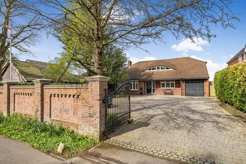 5 bedroom detached house for sale, Portsmouth Road, Horndean, PO8