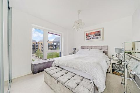 2 bedroom flat for sale, Quayside Court, EN9