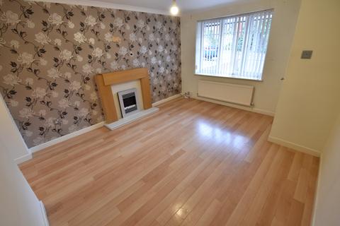 3 bedroom detached house to rent, Rochford Drive, Luton, Bedfordshire, LU2
