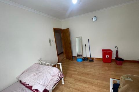 undefined, Village Way East, Harrow HA2