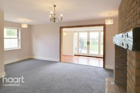 4 bedroom detached house to rent, School Lane, Cambridge