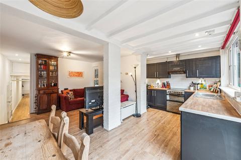 3 bedroom maisonette for sale, Kathleen Road, SW11