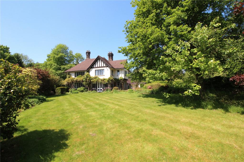 Coombe Hill Road, East Grinstead... 4 bed detached house for sale £