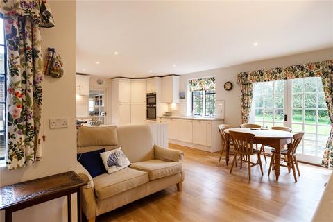 4 bedroom detached house for sale, Coombe Hill Road, East Grinstead, West Sussex