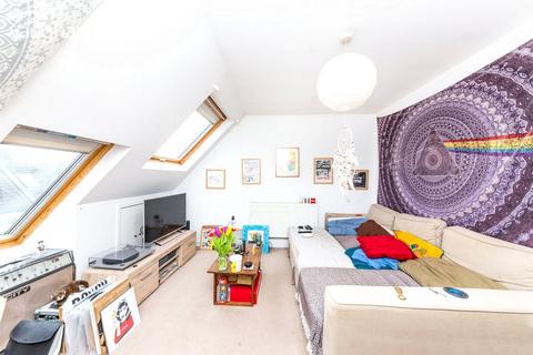 4 bedroom flat to rent, Brighton, Brighton BN2