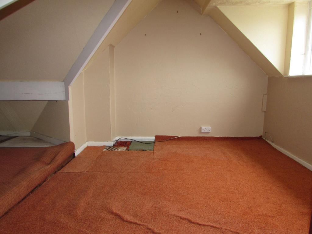 Photograph 12