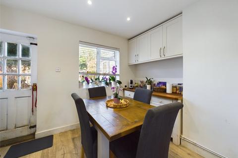 56 Winnycroft Lane, Matson, Gloucester, GL4 6EL