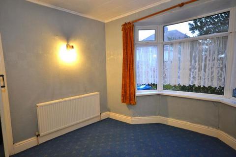 3 bedroom terraced house for sale, East Ella Drive, Hull, East Riding of Yorkshire, HU4 6AN