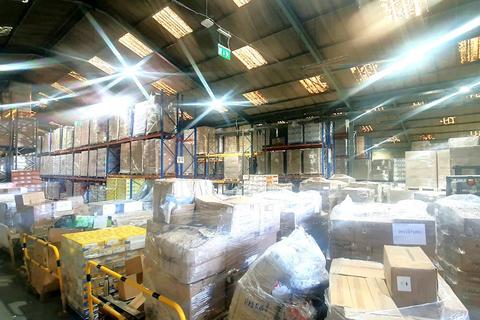 Industrial unit to rent, Warehouse 2B, Rippleside Commercial Estate, Ripple Road, Barking, IG11 0RJ