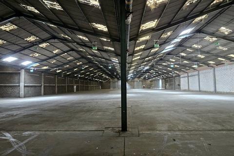 Industrial unit to rent, Warehouse 2B, Rippleside Commercial Estate, Ripple Road, Barking, IG11 0RJ