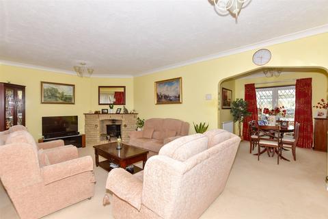 4 bedroom detached house for sale, Ians Walk, Hythe, Kent